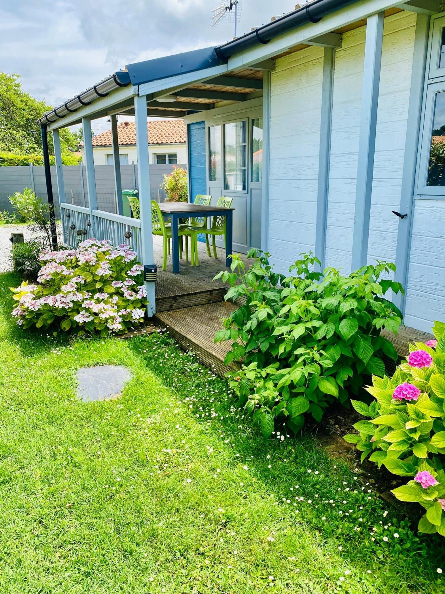 Chalet Atypique Au Calme Avec Emplacement Ideal Soubise Ngoại thất bức ảnh
